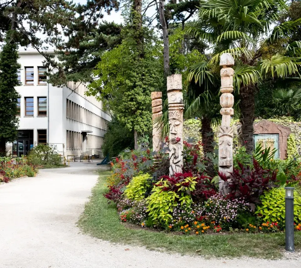 Bienvenue au Jardin d'agronomie tropicale de Paris